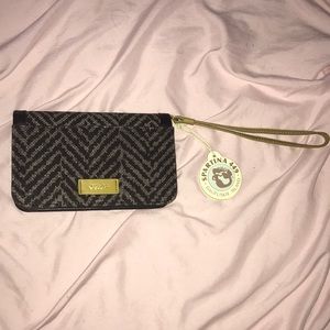 Wallet wristlets